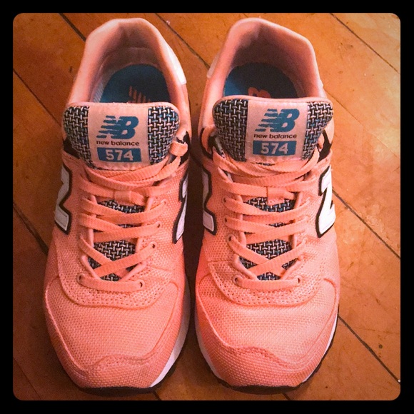 New Balance Shoes - pink new balances